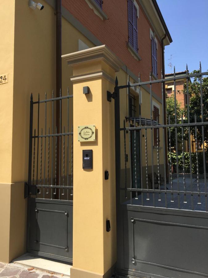 La Bella Modena Centro Hotel Luaran gambar